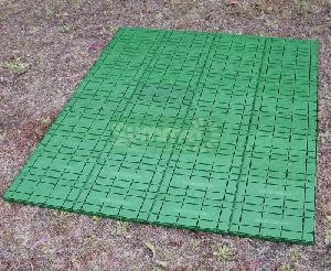 Recycled plastic base and floor kits - 2 tonnes per paver