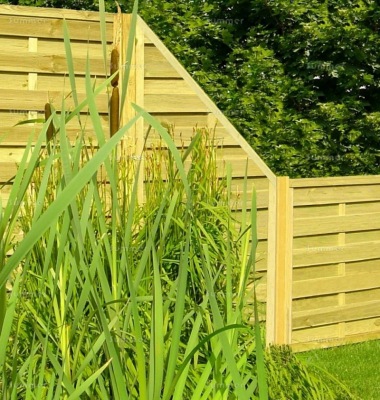 Fence Panel 411 - Stepped Height, Planed, 9mm Boards, 2x2 Frame