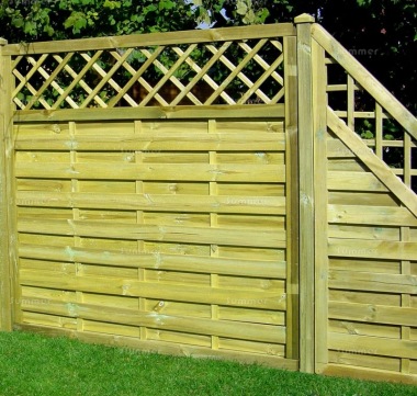 Fence Panel 435 - Stepped Height, All Planed, 9mm Boards, 3x2 Frame