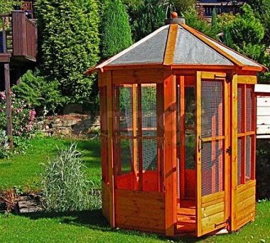 Shiplap Octagonal Aviary 20 - T and G Floor Shiplap Octagonal Aviary 20 - T and G Floor